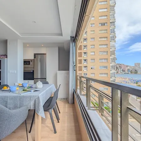 Jazmines Sea Front Apartament